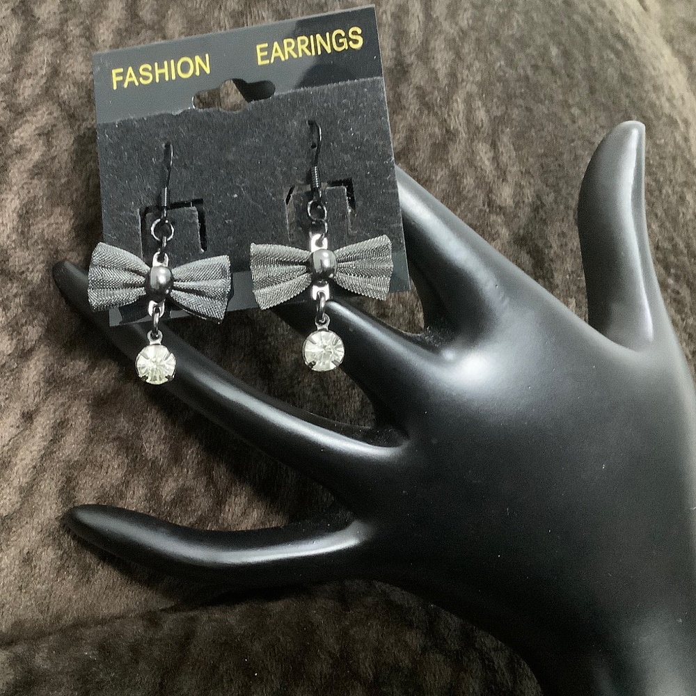 Fashion Dangling Earrings